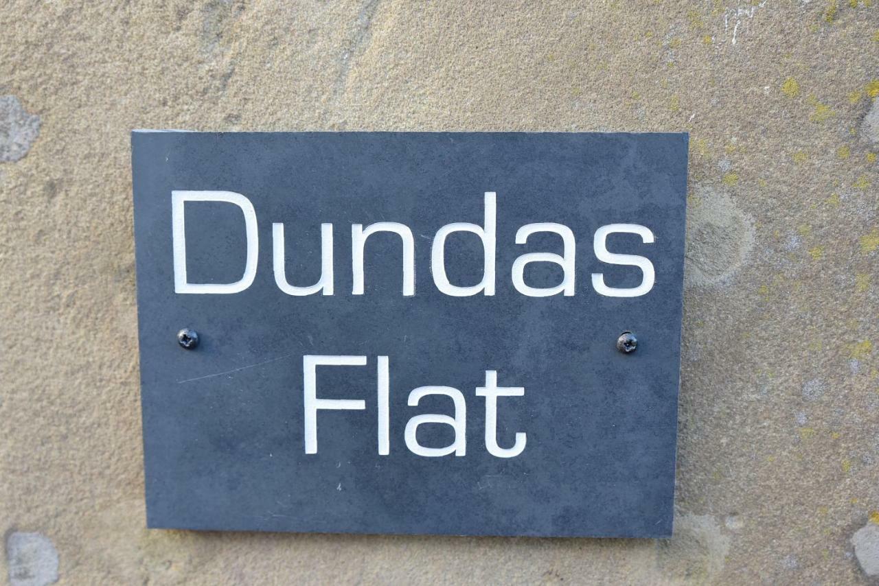 Dundas Flat, 1 Bedroom, קומרי מראה חיצוני תמונה