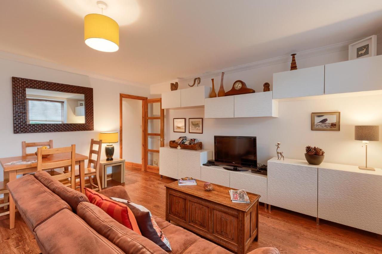 Dundas Flat, 1 Bedroom, קומרי מראה חיצוני תמונה